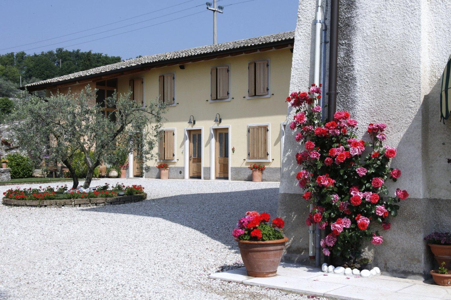 Agriturismo Corte Dei Fiori คาปริโน เวโรเนเซ ภายนอก รูปภาพ